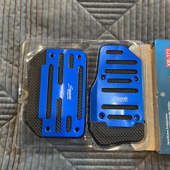 Car pedal covers - Picture 2 of 2